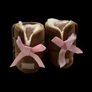 UGG Baby Girl's Jesse Bow II Suede Booties Size 4/5